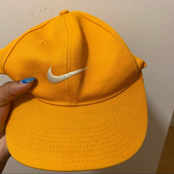 mustard nike hat